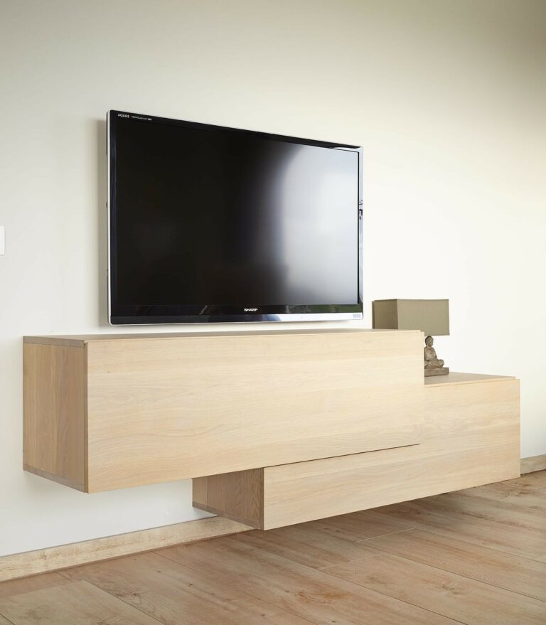 Eikenhouten tv-meubel