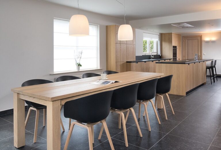 eiken eettafel